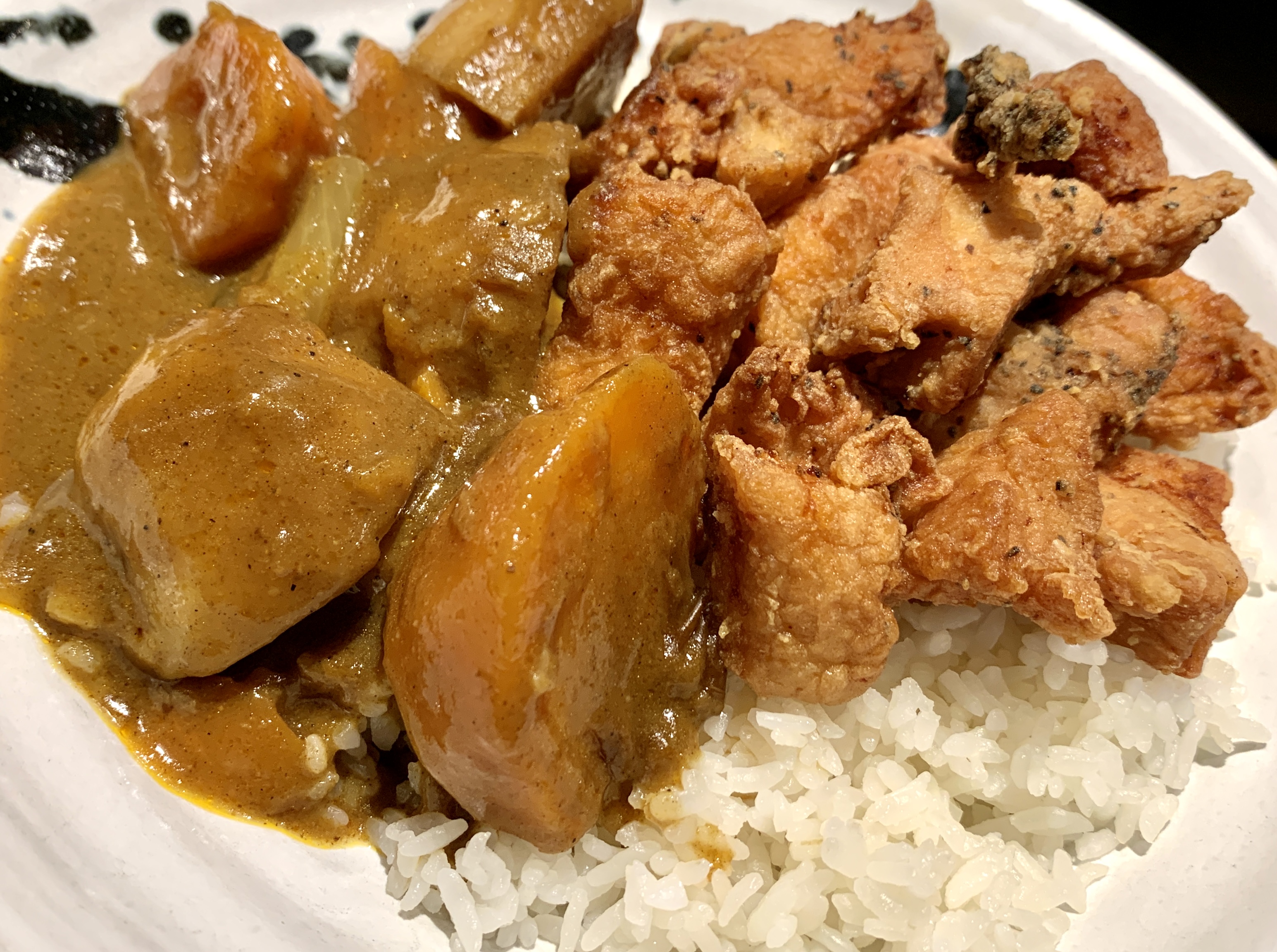 Order Curry Boneless Chicken Kara-Age and Rice (K-58) food online from Blue Fin Sushi store, San Francisco on bringmethat.com
