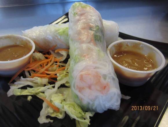 Order Veggie Spring Rolls (2 pcs) food online from Mei Mei's Kitchen store, Sunset Valley on bringmethat.com