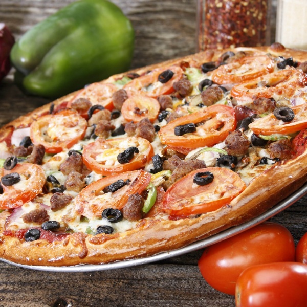 Order Yard Sale Pizza food online from Extreme Pizza store, Novato on bringmethat.com