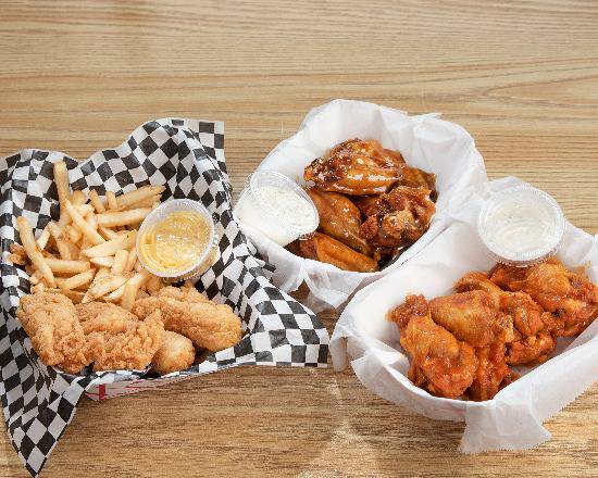 Order 12 Wings food online from Best of Philly Restaurant store, Myrtle Beach on bringmethat.com