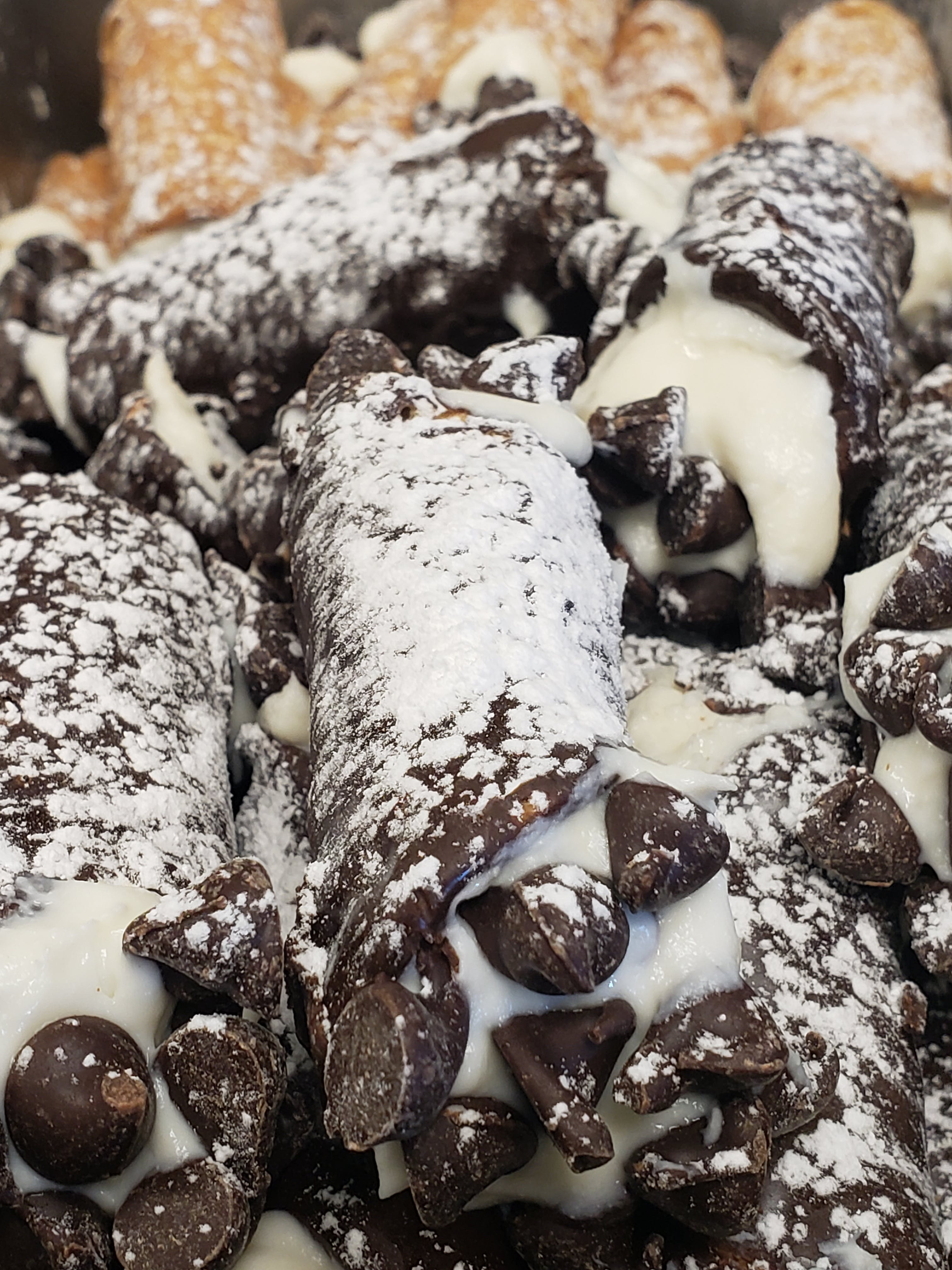 Order Mini Chocolate Dip Cannoli - Dessert food online from NYP Slice House store, Las Cruces on bringmethat.com