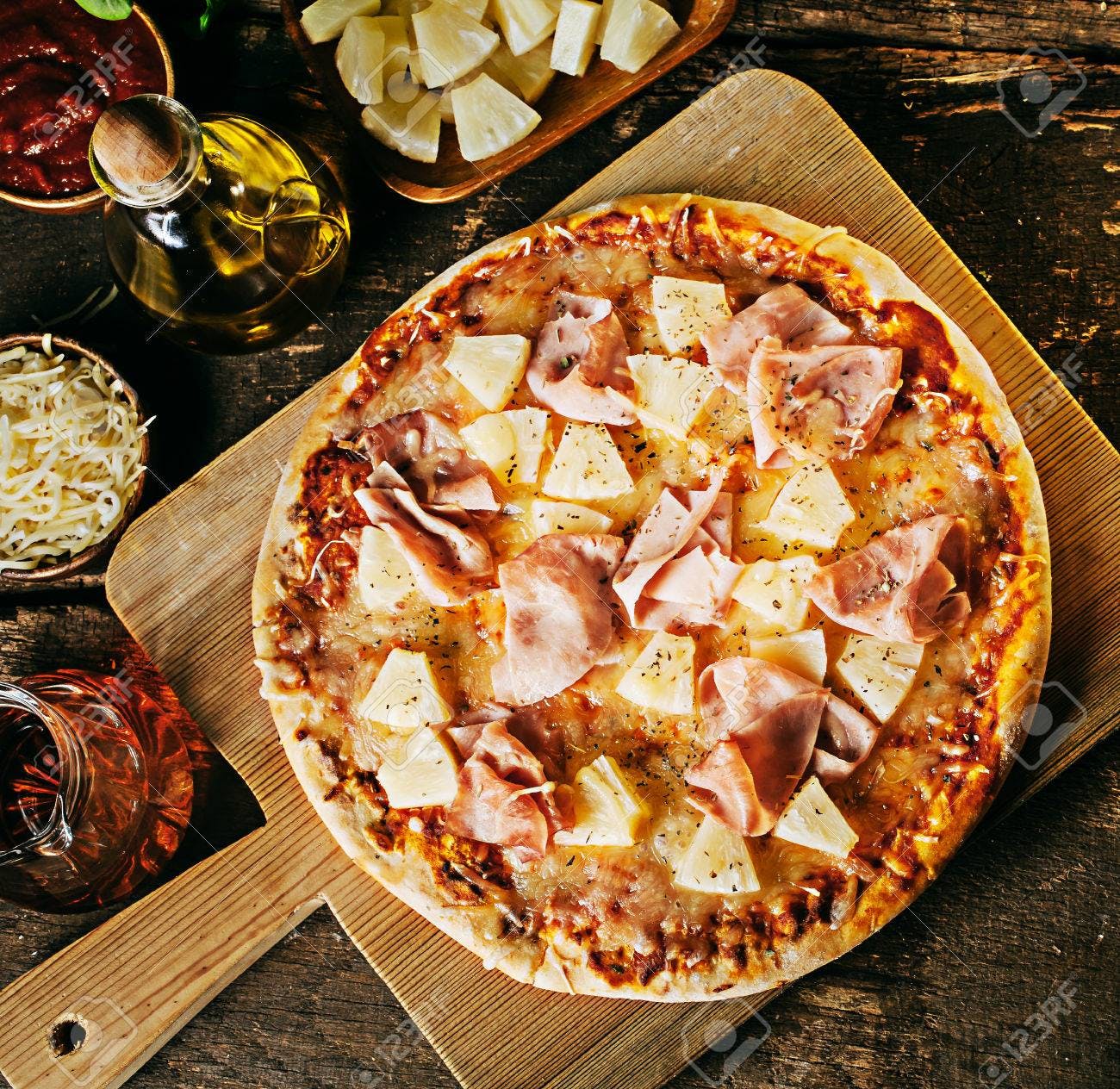 Order Hawaiian Pizza - Individual 9'' (4 Slices) food online from Canale's Restaurant store, Oswego on bringmethat.com