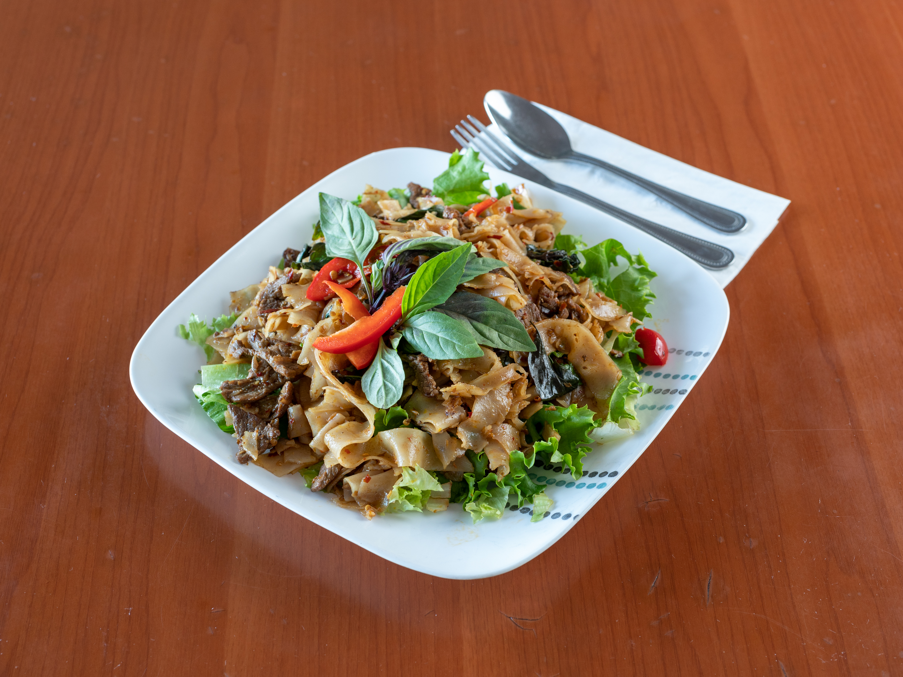 Order Pad Kee Mao Noodle food online from Thai Nakorn Restaurant store, Stanton on bringmethat.com