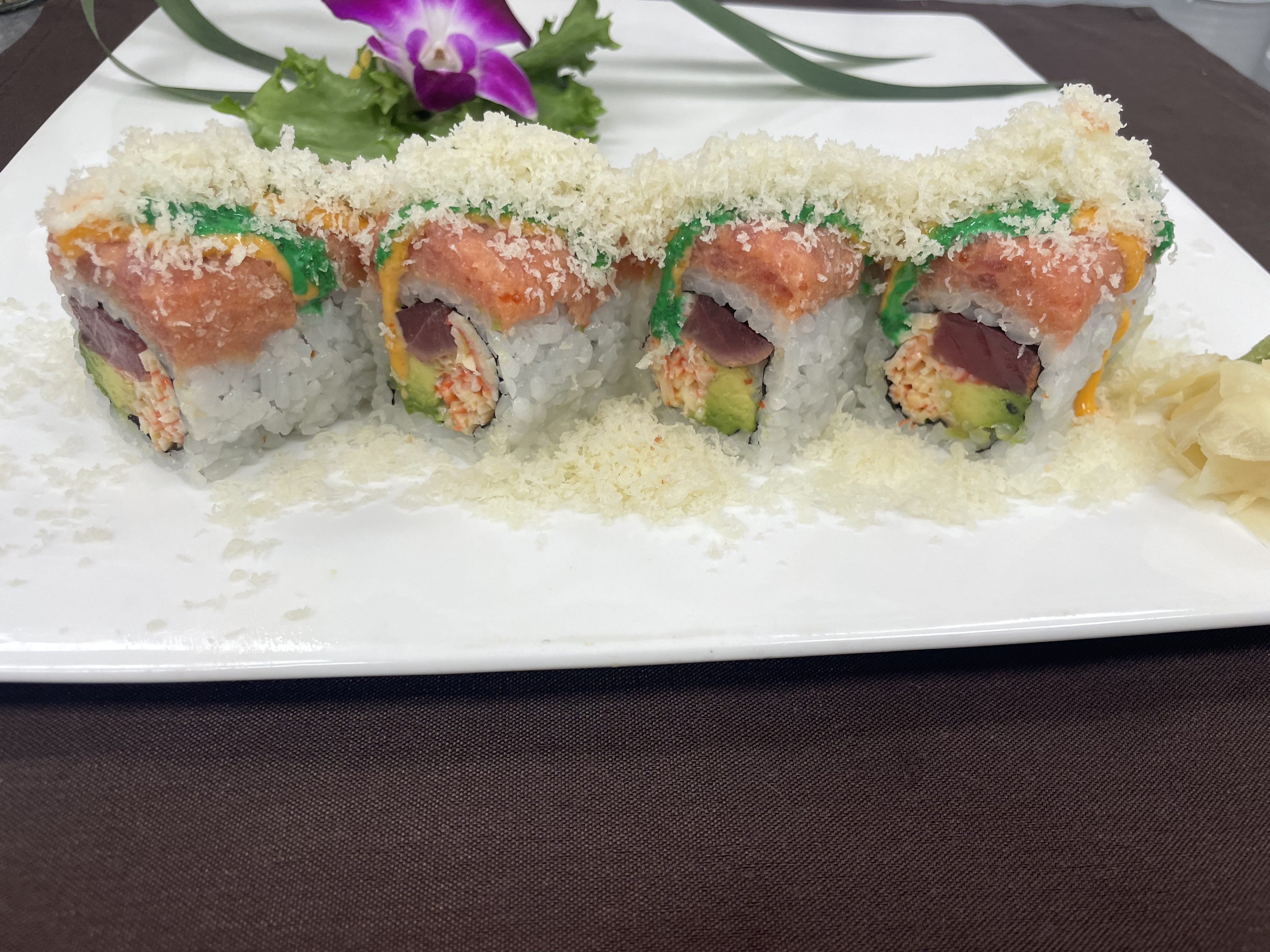 Order Angry Tuna Roll food online from Izumi store, Attleboro on bringmethat.com