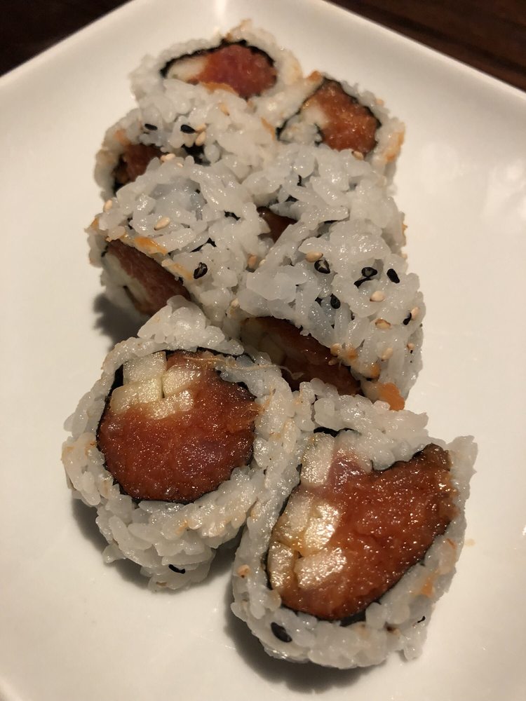 Order Spicy Tuna Roll food online from Hawkers store, New York on bringmethat.com