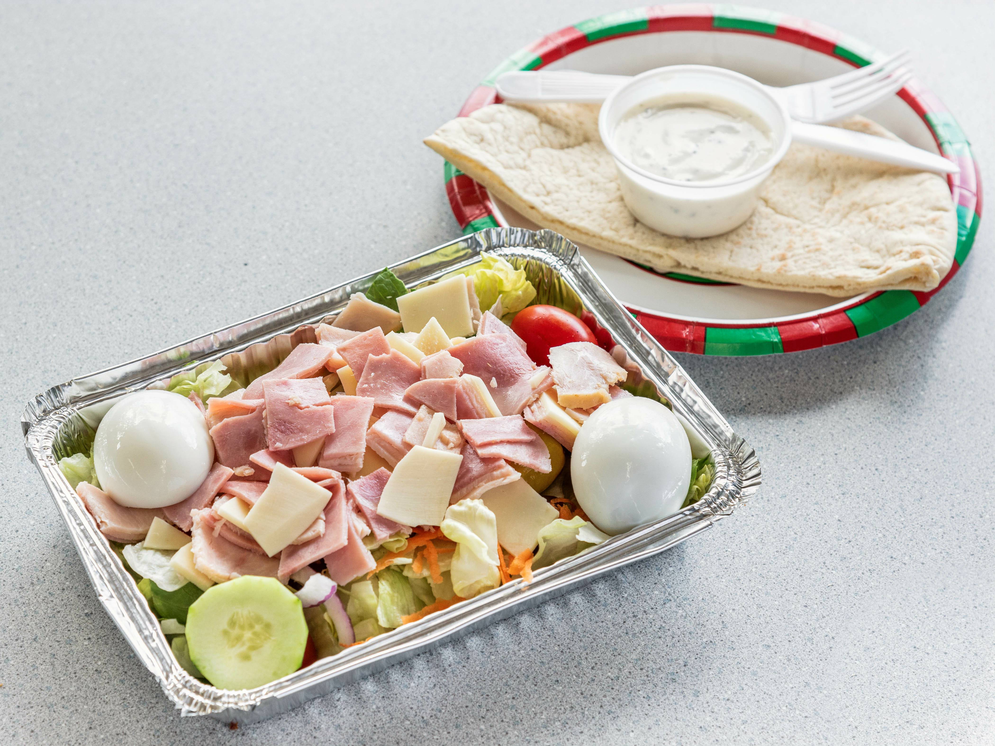 Order Chef Salad food online from Georgios House of Pizza store, Carver on bringmethat.com