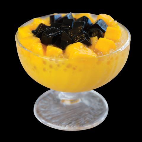 Order A8. Mango Juice with Sago food online from Mango Mango store, Maple Grove on bringmethat.com