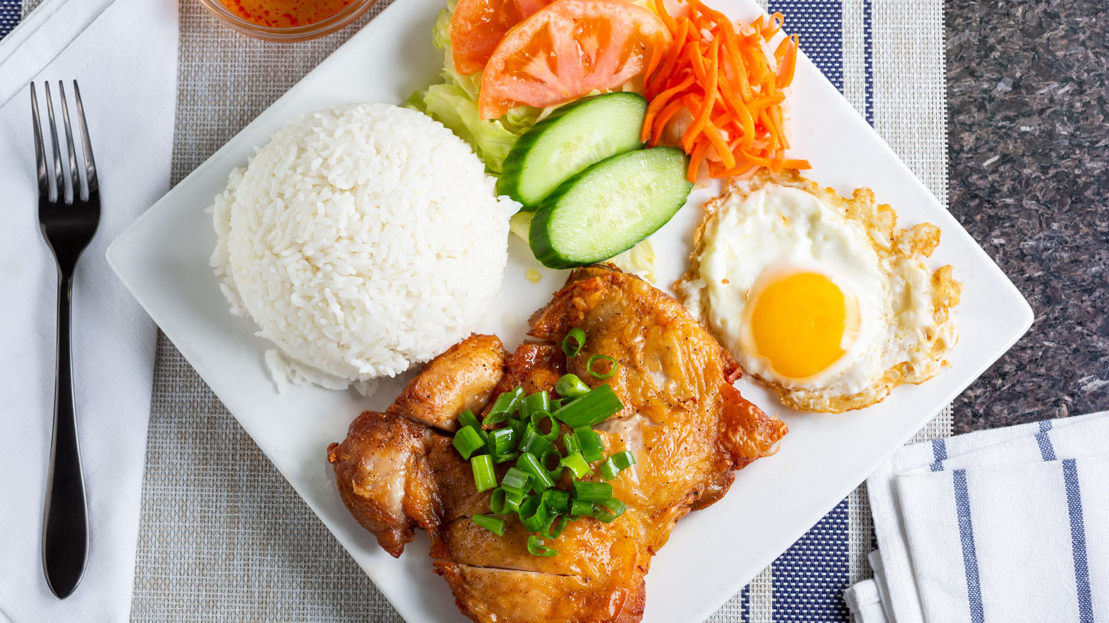Order BBQ Chicken and Eggs with Rice Special food online from Banh Mi & Che Cali store, San Gabriel on bringmethat.com