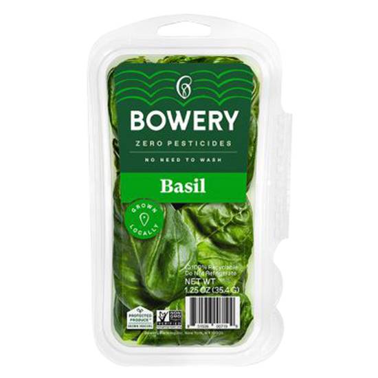 Order Bowery Farming Basil 1.25oz Clamshell food online from Everyday Needs by Gopuff store, Stamford on bringmethat.com