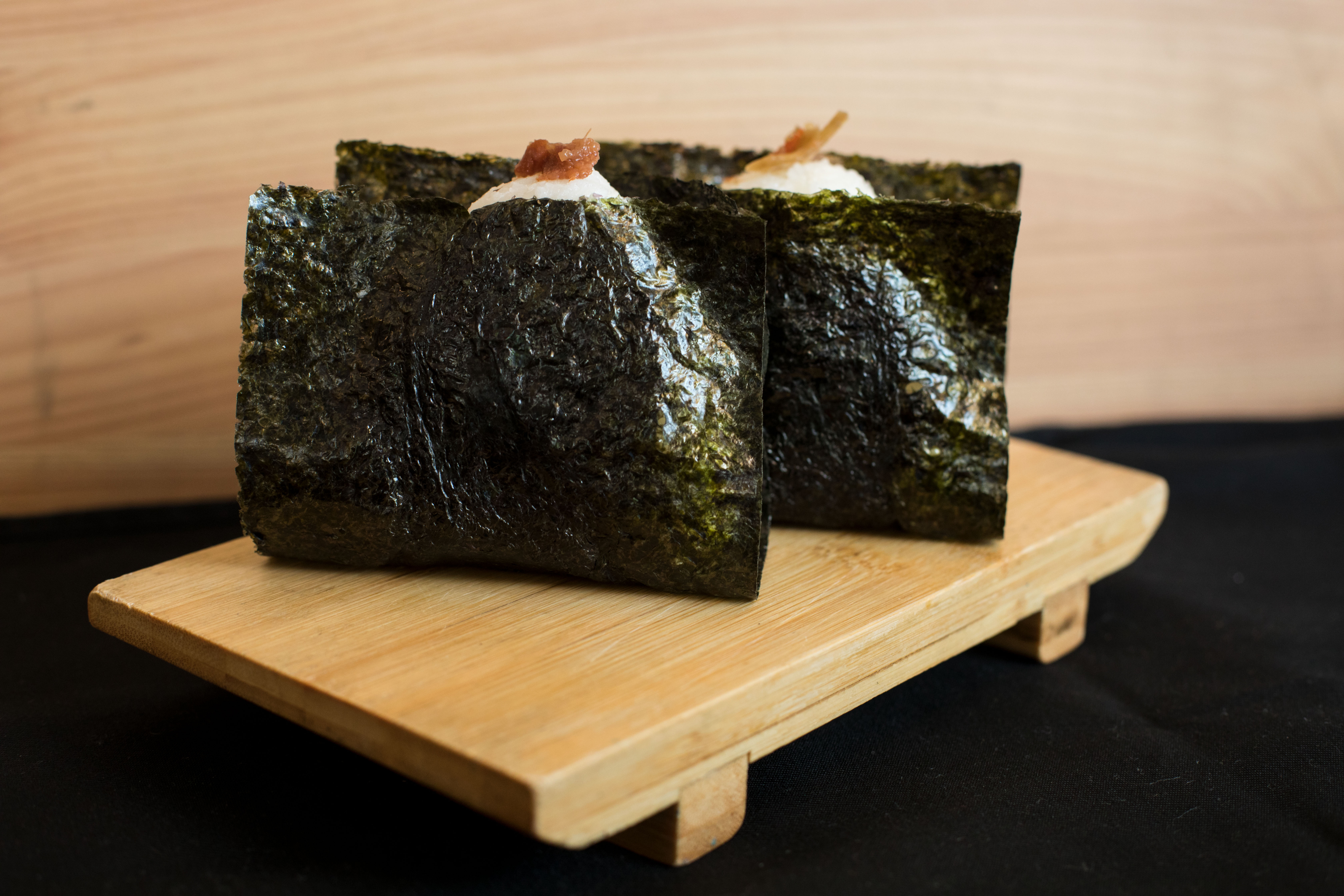 Order Spicy Tuna Omusubi food online from Common Sage store, San Francisco on bringmethat.com