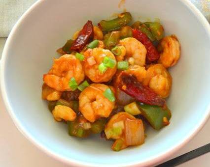 Order S8. Kung Pao Prawns 宫保虾 food online from Jade Restaurant & Lounge store, Seattle on bringmethat.com