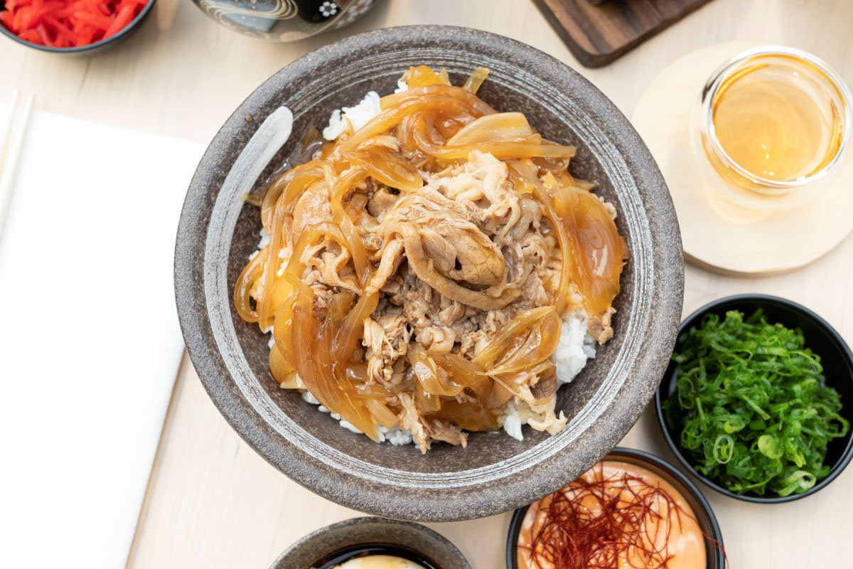 Order Beef Onion Rice 牛丼蓋飯 food online from $6 Dollar Bowl Shop store, San Francisco on bringmethat.com