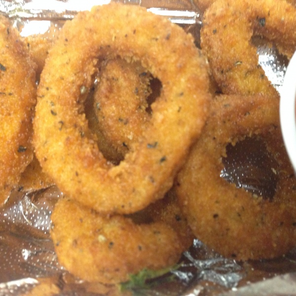 Order Fried Calamari food online from Dalia's Pizza store, Upland on bringmethat.com