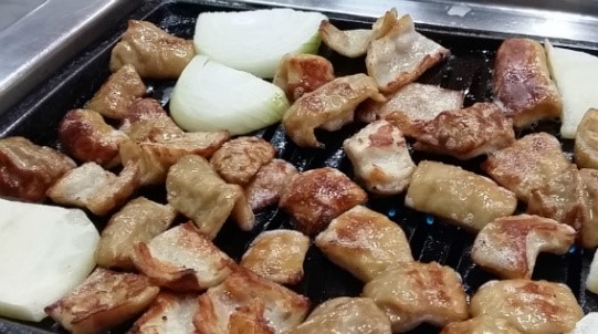Order 막창구이/매운막창구이 Grilled Beef Entrails food online from Duri Pocha store, Ridgefield on bringmethat.com