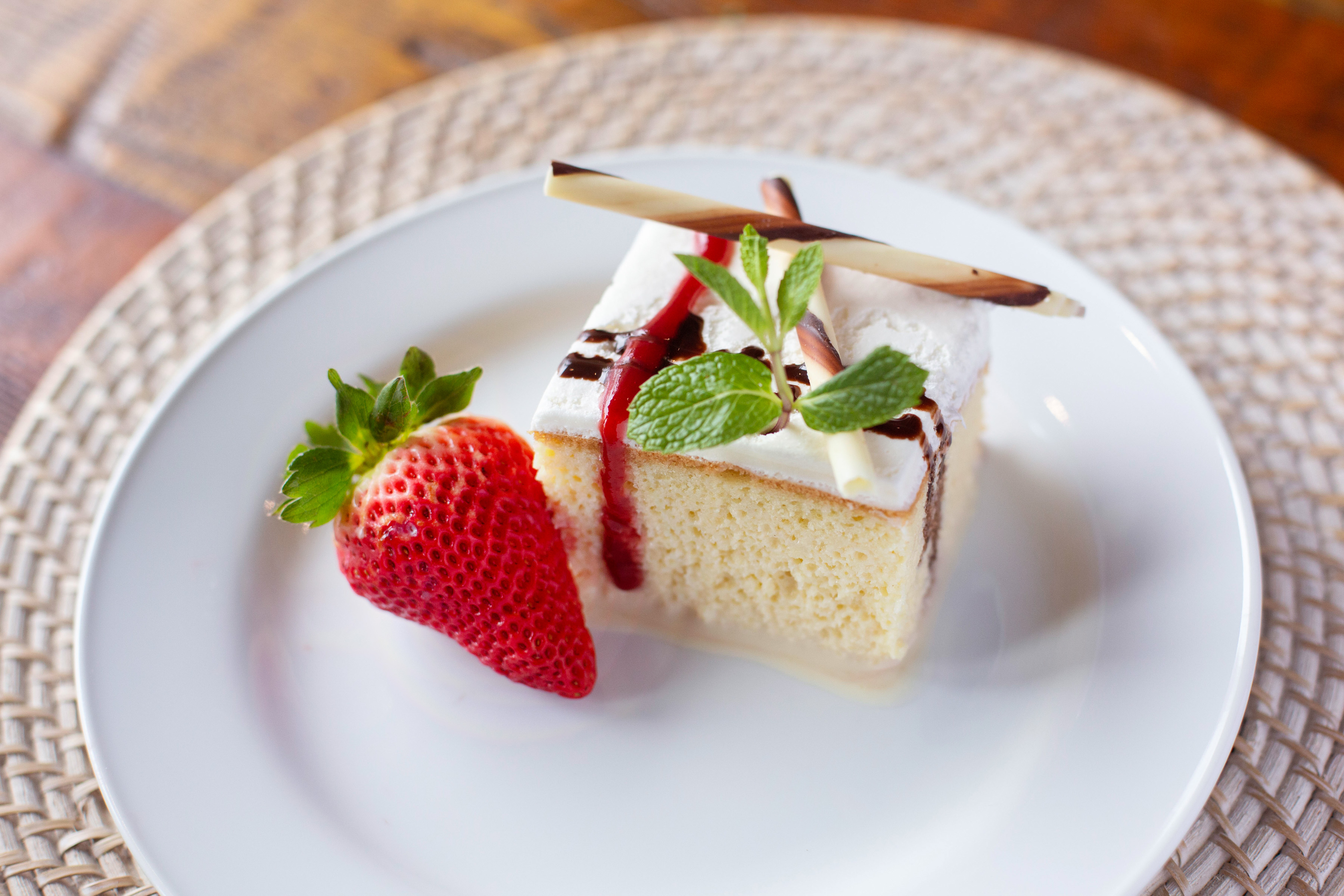 Order Tres Leches Cake food online from Artesano store, San Francisco on bringmethat.com