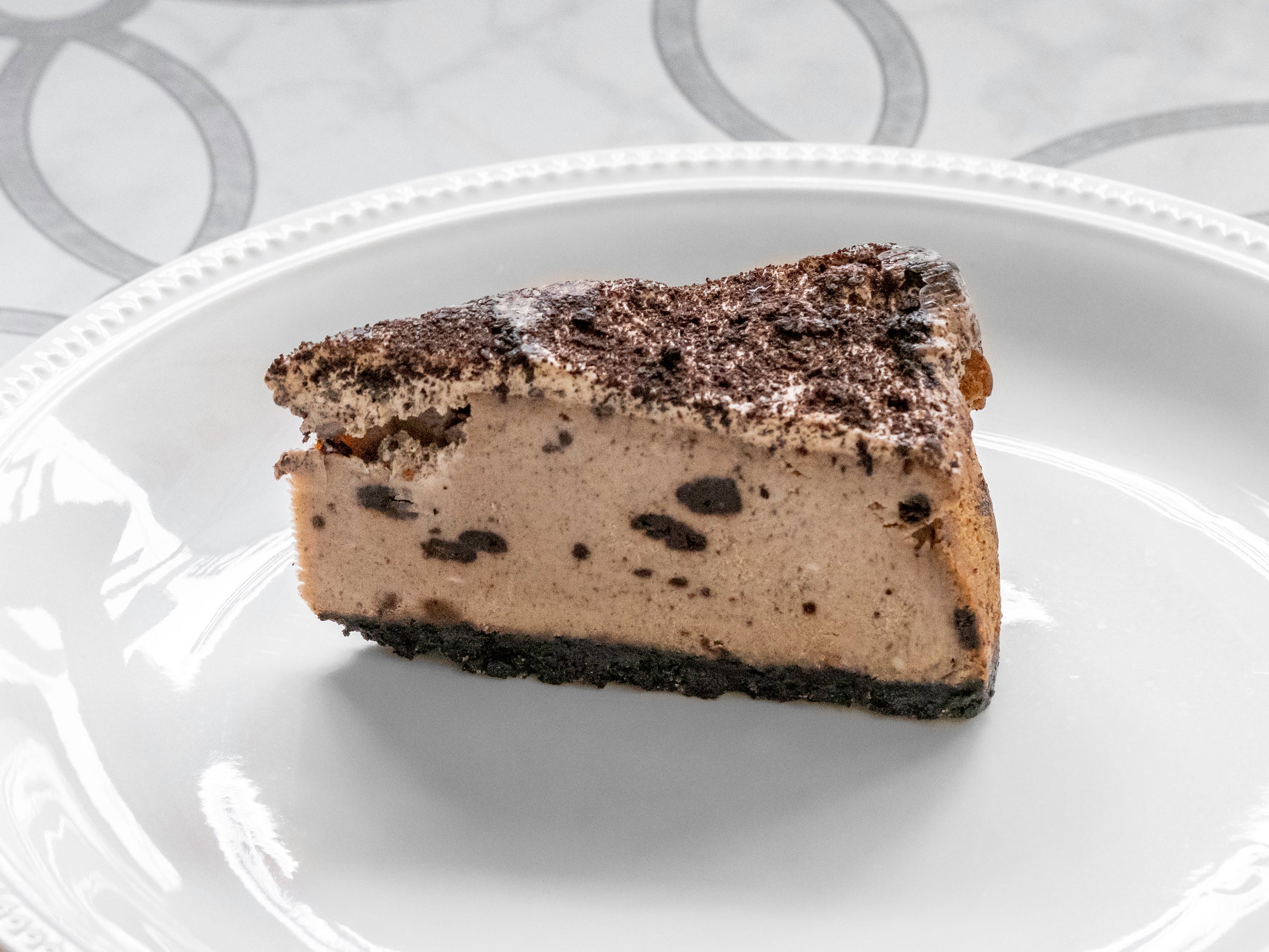 Order Oreo Cheesecake - Dessert food online from Little Nippers 2 store, Pittsburgh on bringmethat.com