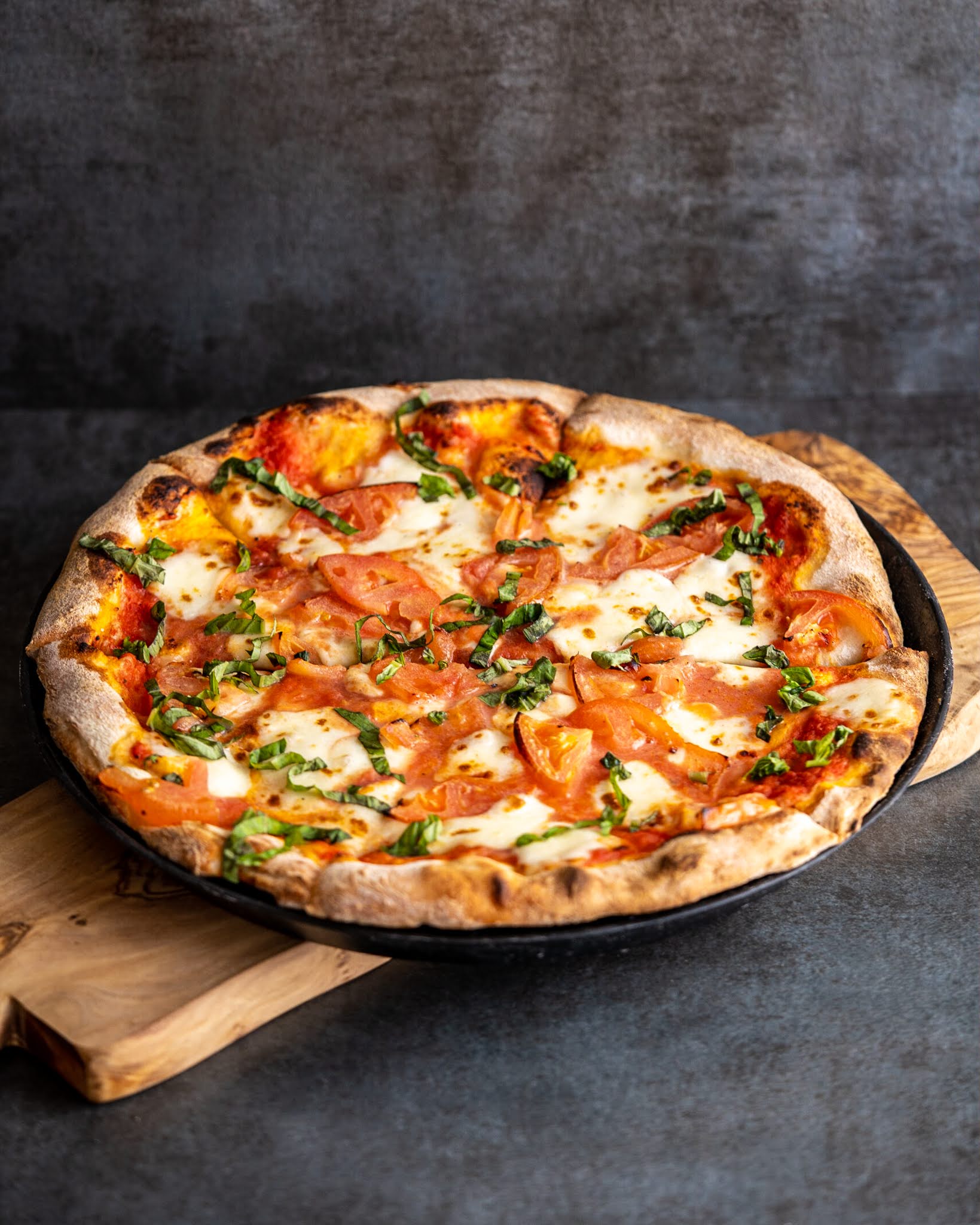 Order Margherita Pizza (V) food online from Pronto Craft Pizza & Artful Salads store, Ithaca on bringmethat.com