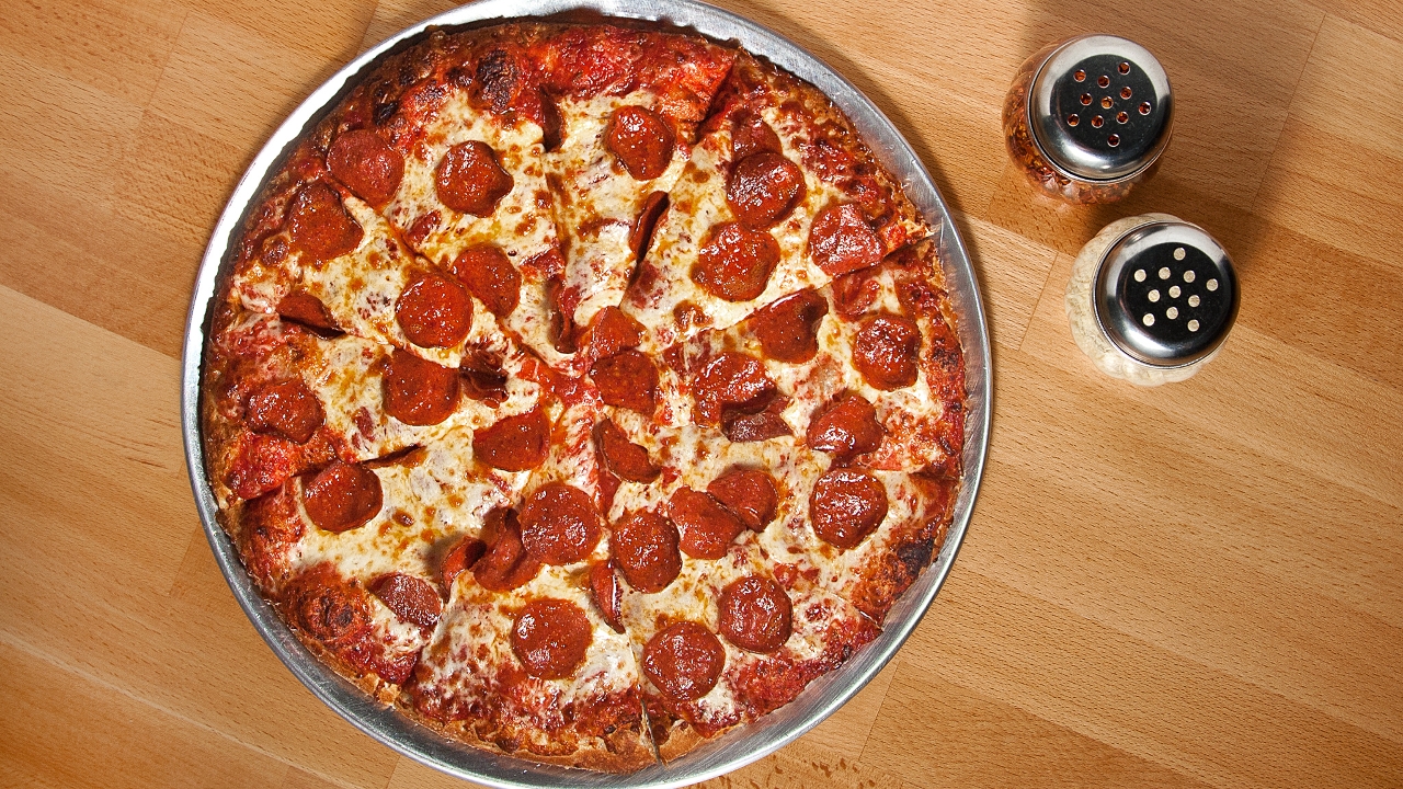 Order Build Your Own Large Pizza food online from D6 Pizza store, Hesperia on bringmethat.com