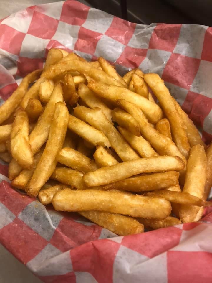 Order Fries - Appetizer food online from New York Pizza store, Vinton on bringmethat.com
