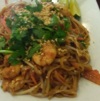 Order 41c. Pad Thai Noodle food online from Wok N Roll store, Ephrata on bringmethat.com
