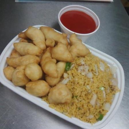 Order D3. Sweet and Sour Chicken Combo 甜酸鸡 food online from JJ China store, Morrisville on bringmethat.com