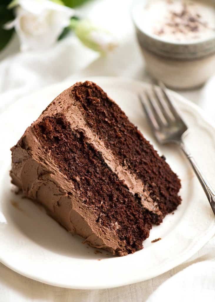 Order Chocolate Cake food online from Fire Pizza store, New York on bringmethat.com