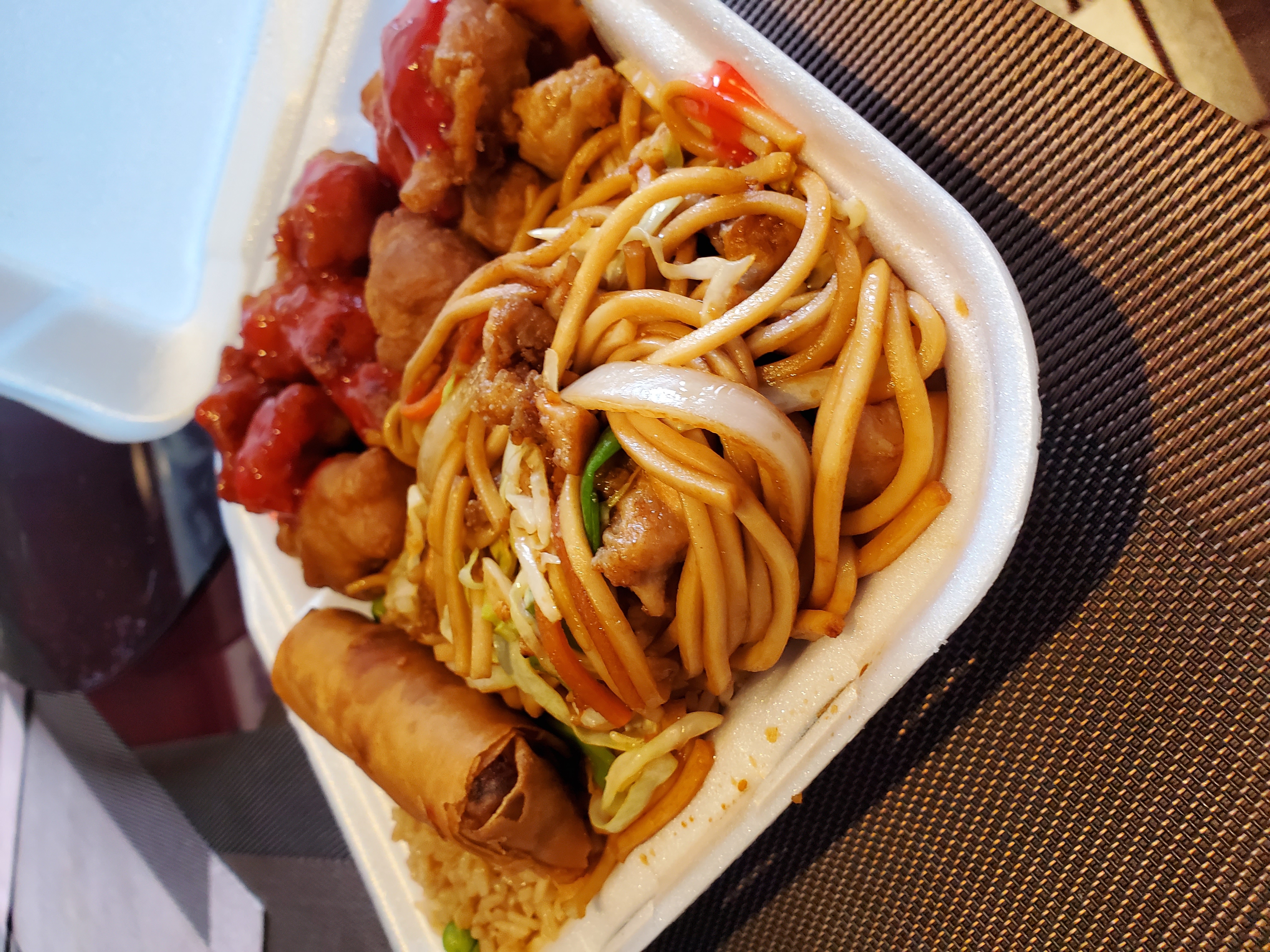 Order D7. Chicken Chow Mein & Sweet and Sour Pork Combo 鸡炒面 - 甜酸猪 - 套餐 food online from China town Restaurant store, Anchorage on bringmethat.com