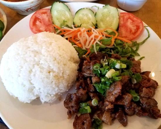 Order Com Tam Thit Nuong food online from Pho Duong store, Springfield on bringmethat.com