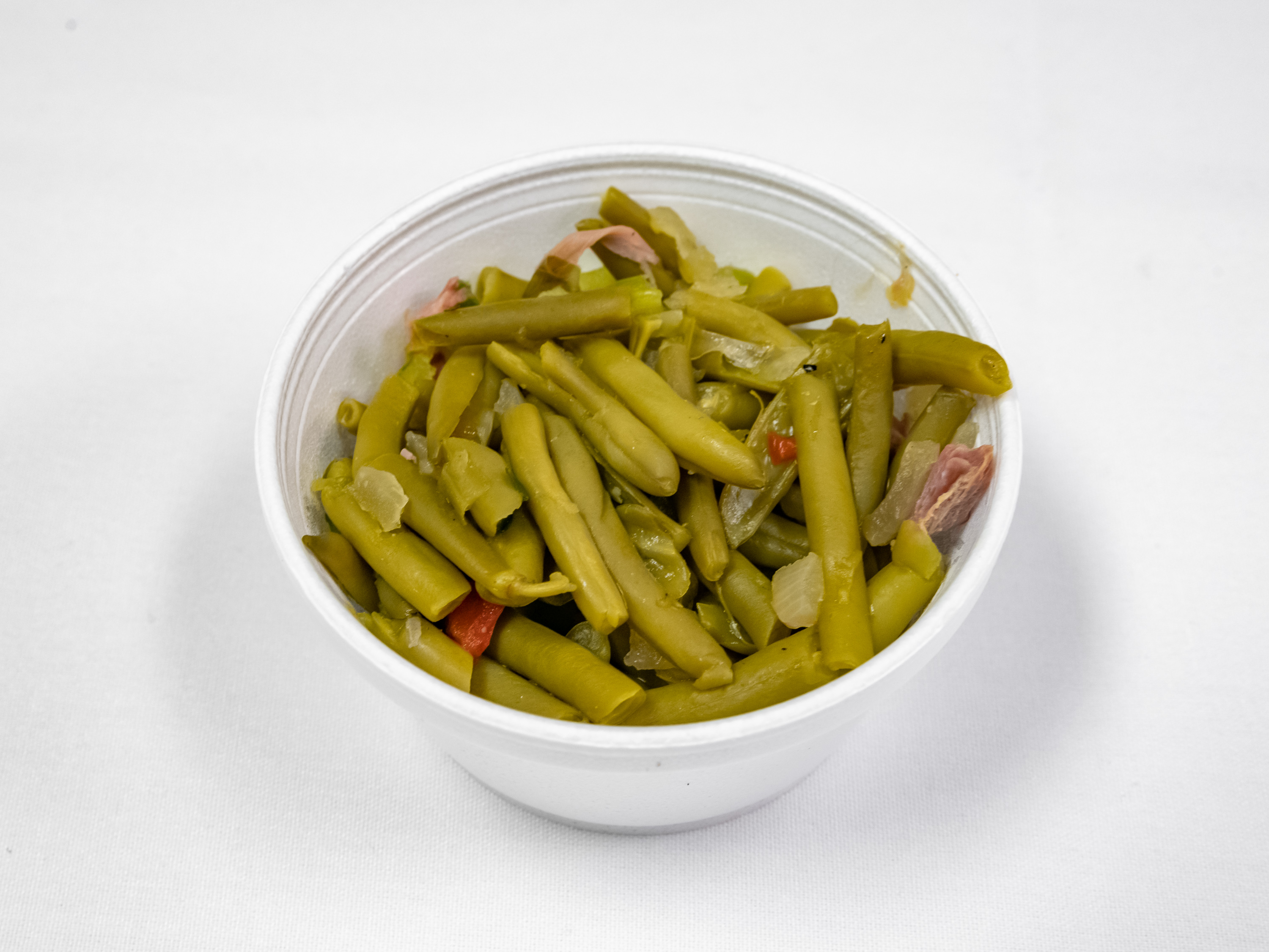 Order Green Beans food online from Smokin Bbq store, DeSoto on bringmethat.com