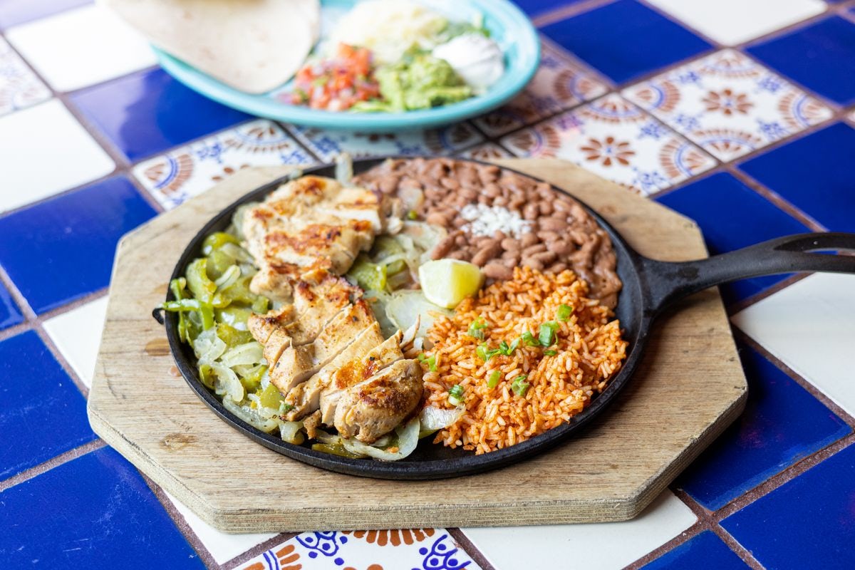 Order Chicken Fajitas food online from Margaritas Mexican Restaurant store, Portland on bringmethat.com