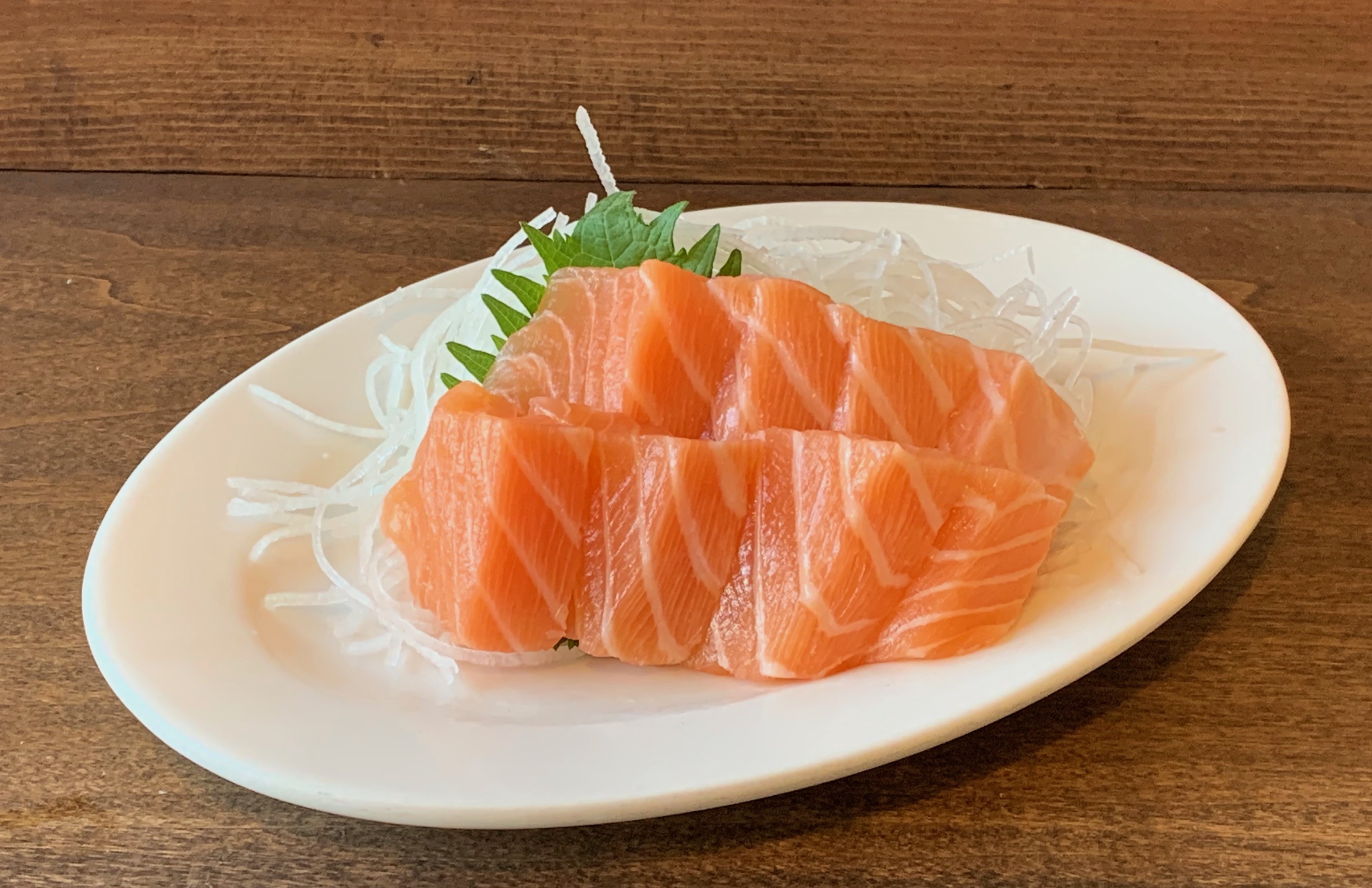 Order 4pc Sashimi - Salmon food online from Minato Sushi store, Lake Forest on bringmethat.com