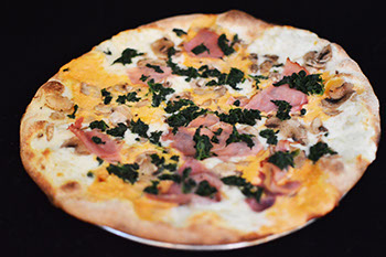 Order Pizza Alla Vodka Pizza food online from Strong's Brick Oven Pizzeria store, Hebron on bringmethat.com
