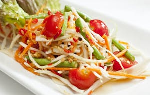 Order Y-5. Papaya Salad (Som Tum) food online from Thai Smile store, Hamden on bringmethat.com