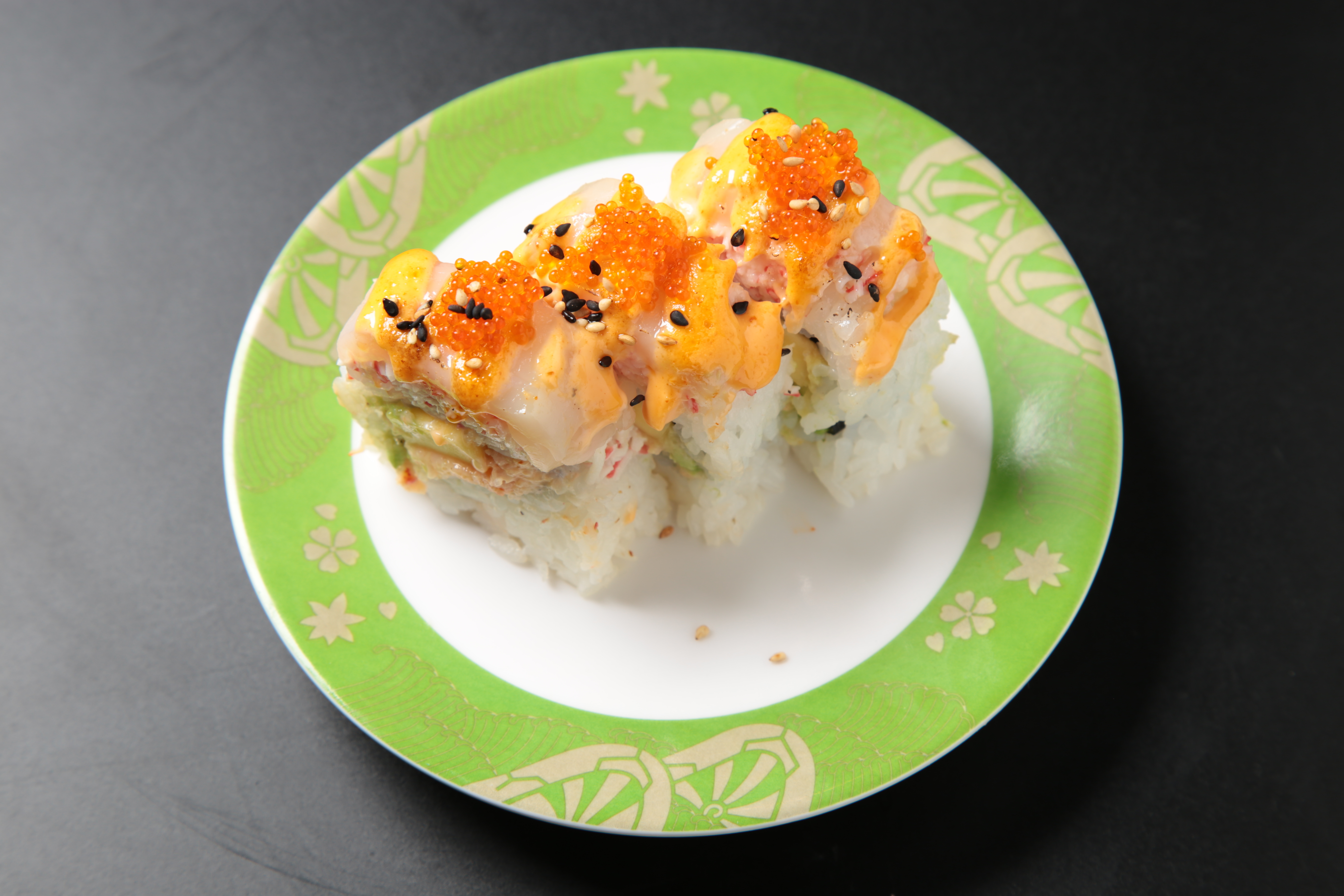 Order Fuji Mountain Roll (9 pcs) food online from Izumi Revolving Sushi store, Daly City on bringmethat.com
