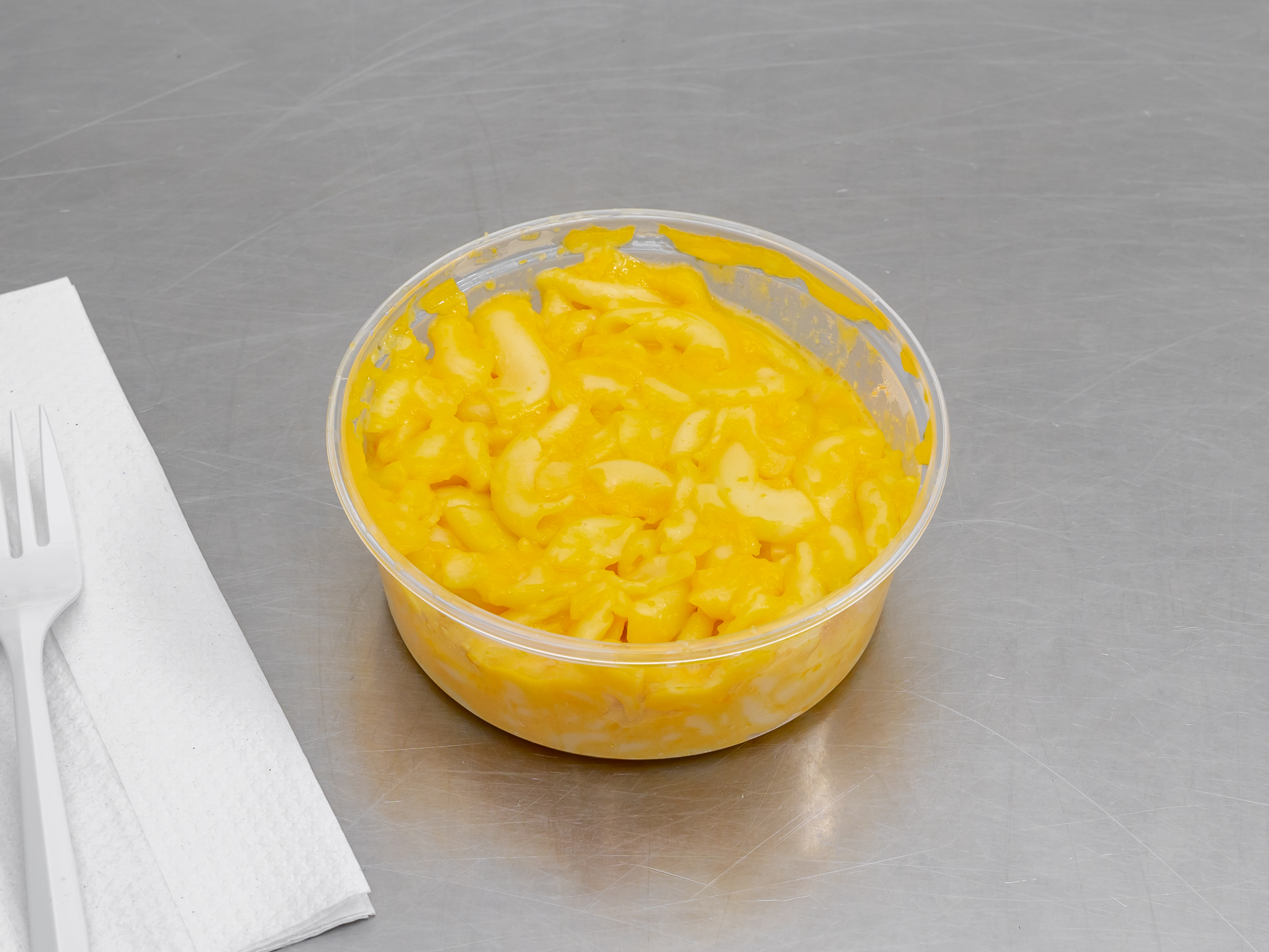 Order Macaroni Cheese food online from Kennedy Fried Chicken store, New Windsor on bringmethat.com