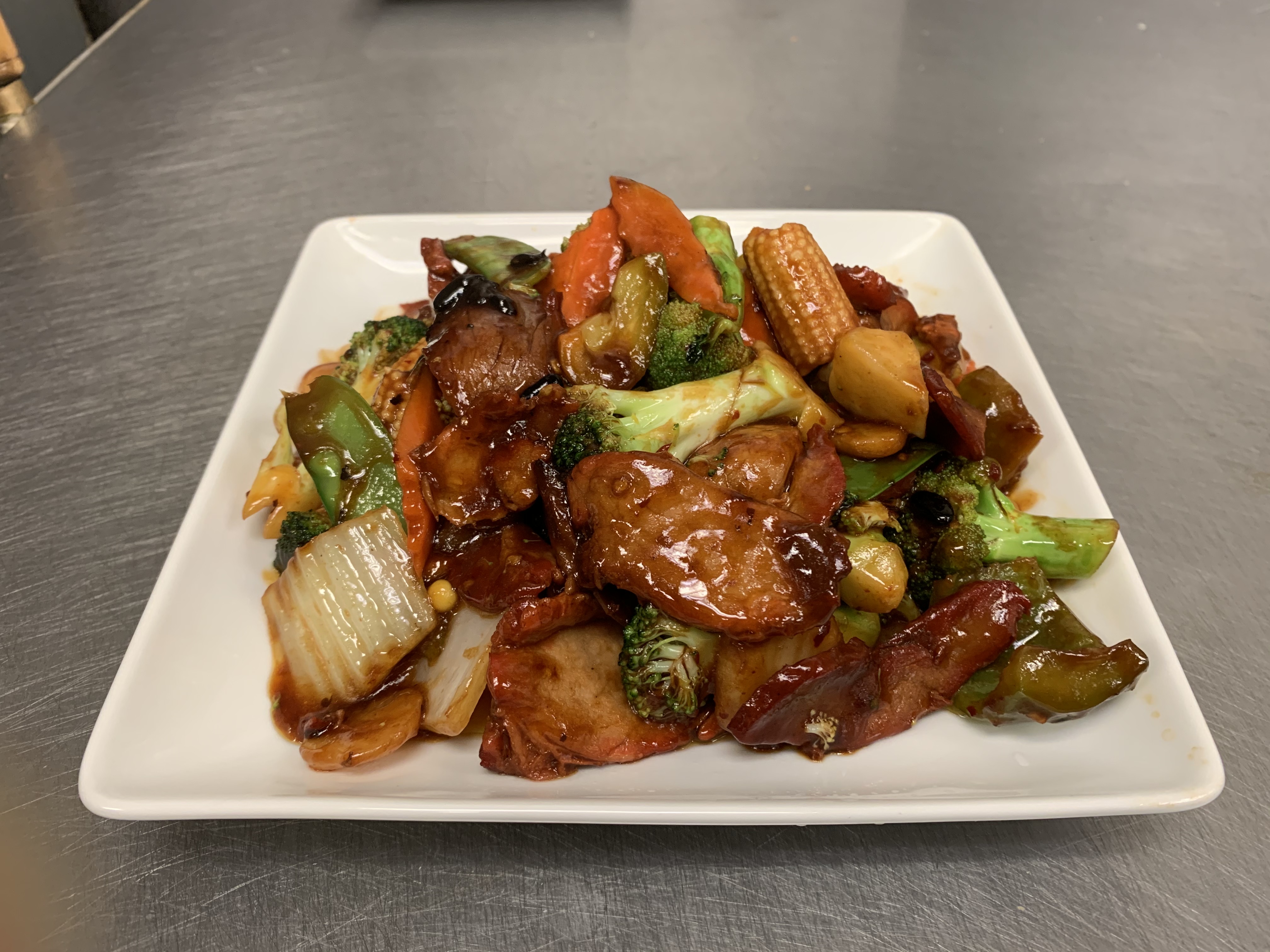 Order Hunan Pork with Vegetables  food online from China Wok store, Owings Mills on bringmethat.com