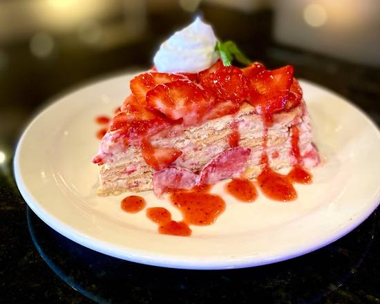 Order Strawberry Cake food online from Grilled Cheesin store, Streamwood on bringmethat.com