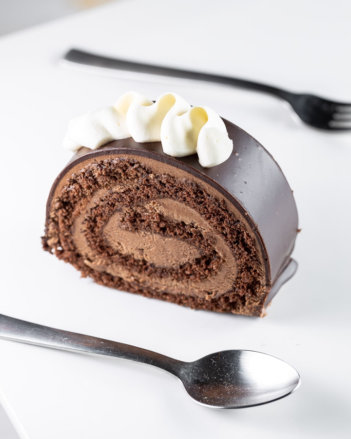 Order Chocolate Almond Swiss Roll food online from Biscotts store, South Jordan on bringmethat.com