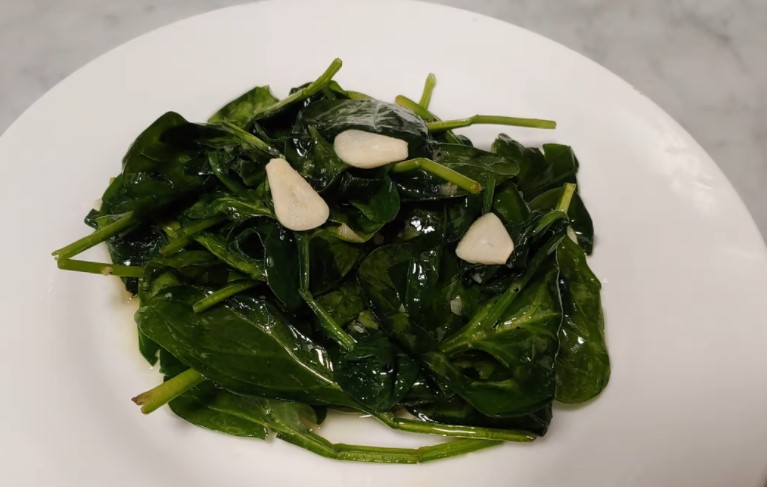 Order Sauteed Spinach food online from Venezia Pizza store, Morrisville on bringmethat.com