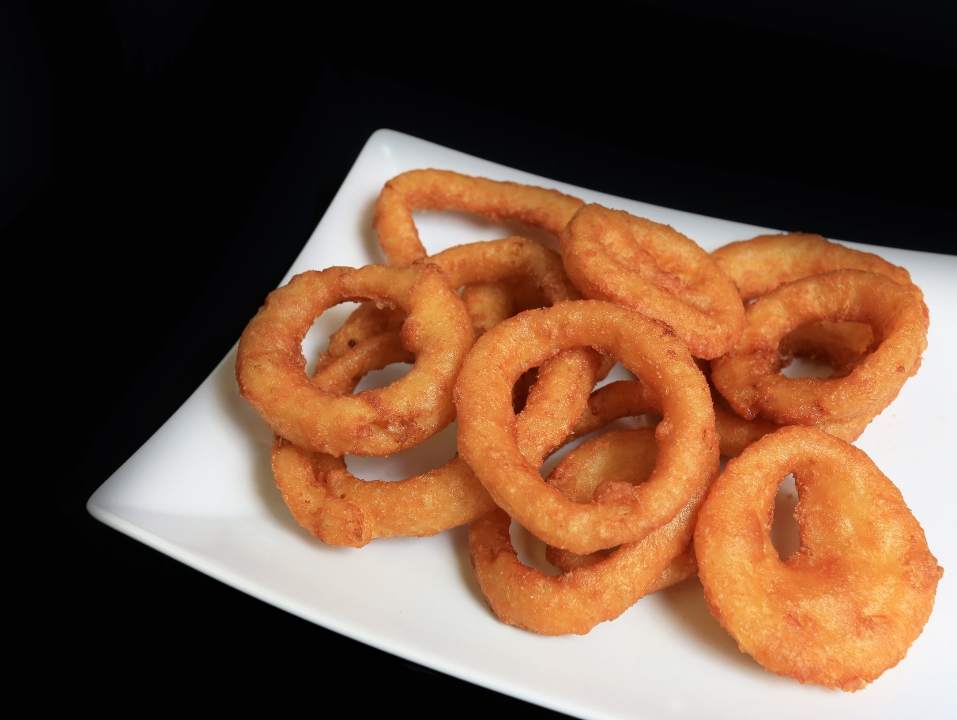 Order Small Onion Rings food online from Two Brothers Chicken store, Woodbridge on bringmethat.com