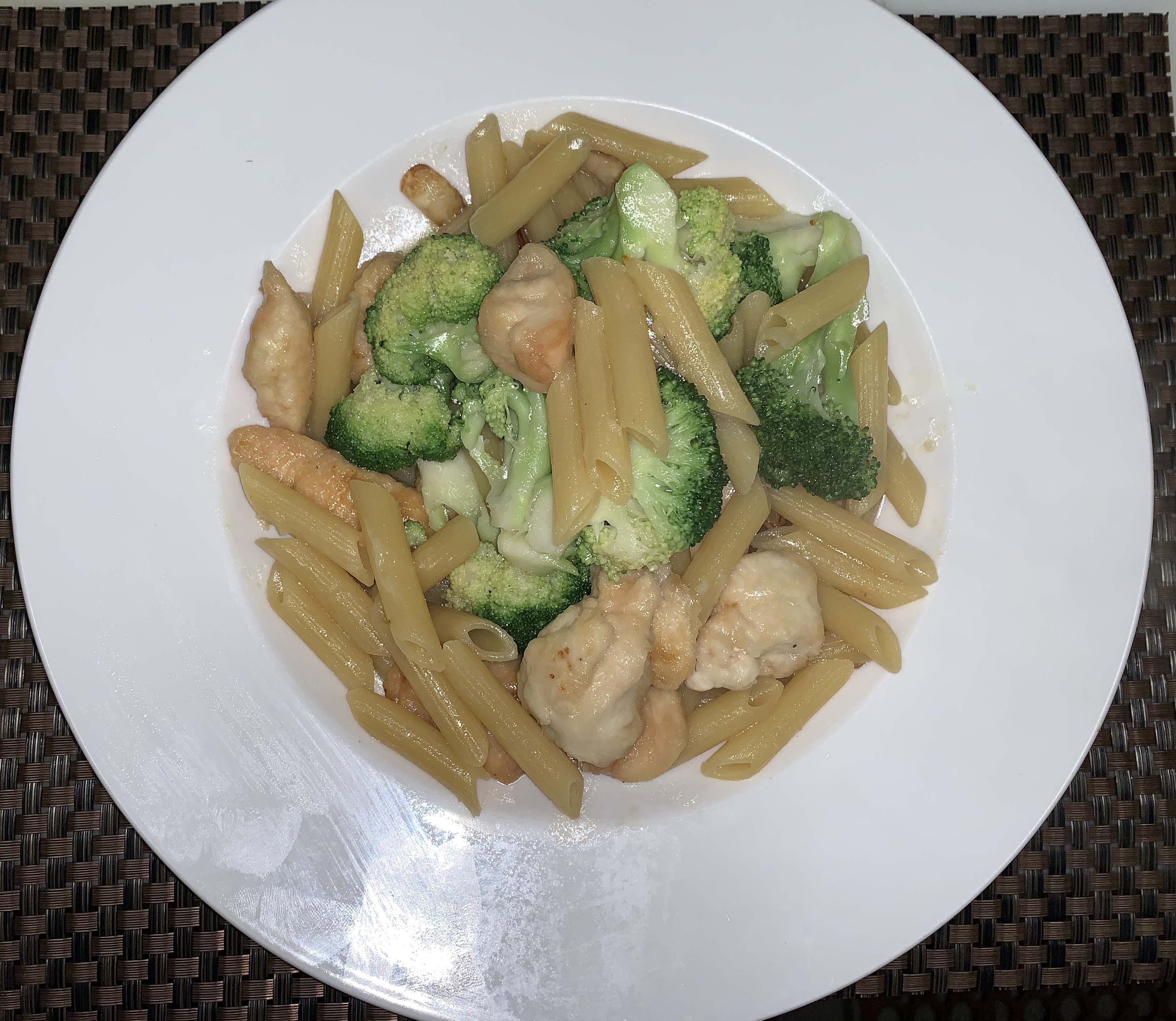 Order Penne with Chicken and Broccoli alla Olio food online from Casa Mia Ristorante store, Yonkers on bringmethat.com