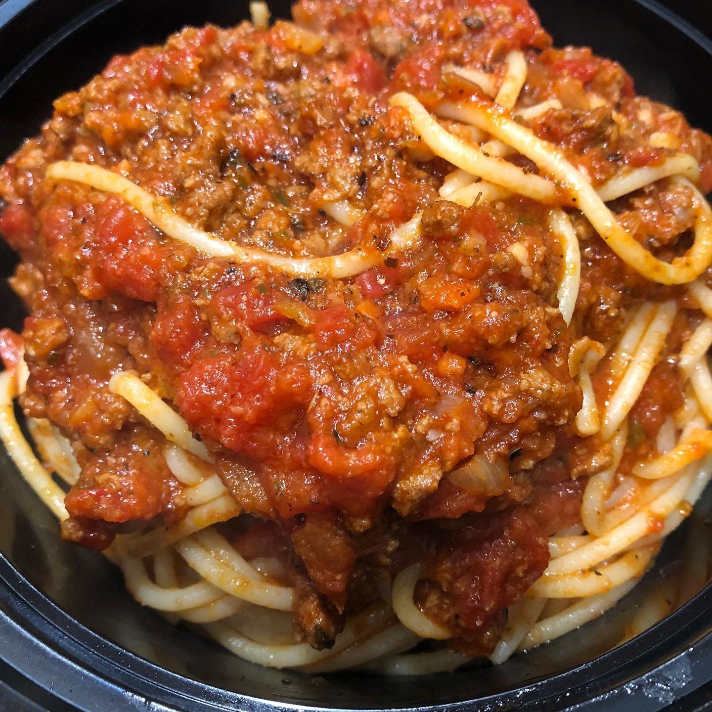 Order 1. Linguine with Marinara Sauce - For 1 Person food online from Verdugo Pizza store, Glendale on bringmethat.com