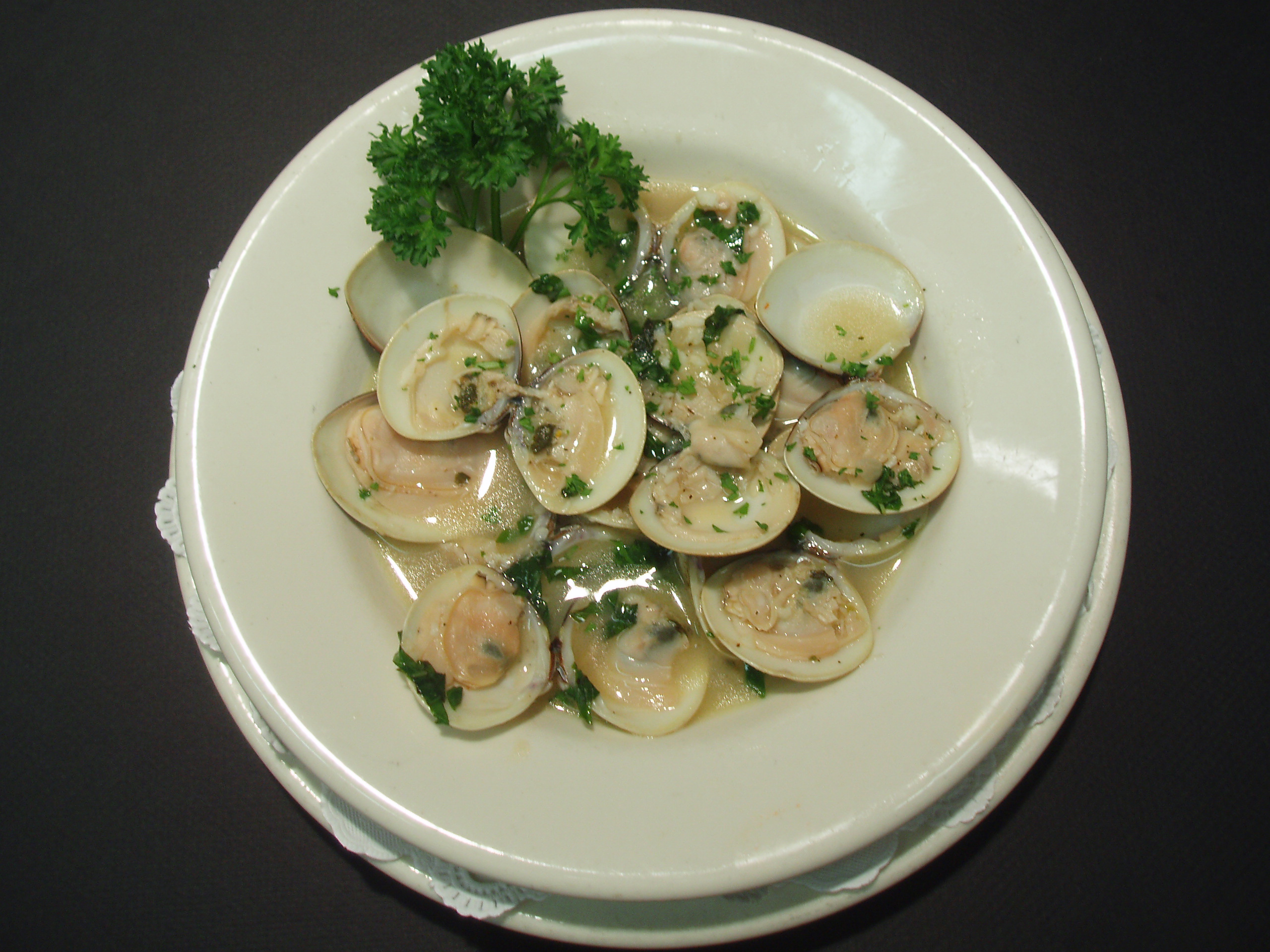 Order Clams food online from Giorgio's store, San Jose on bringmethat.com