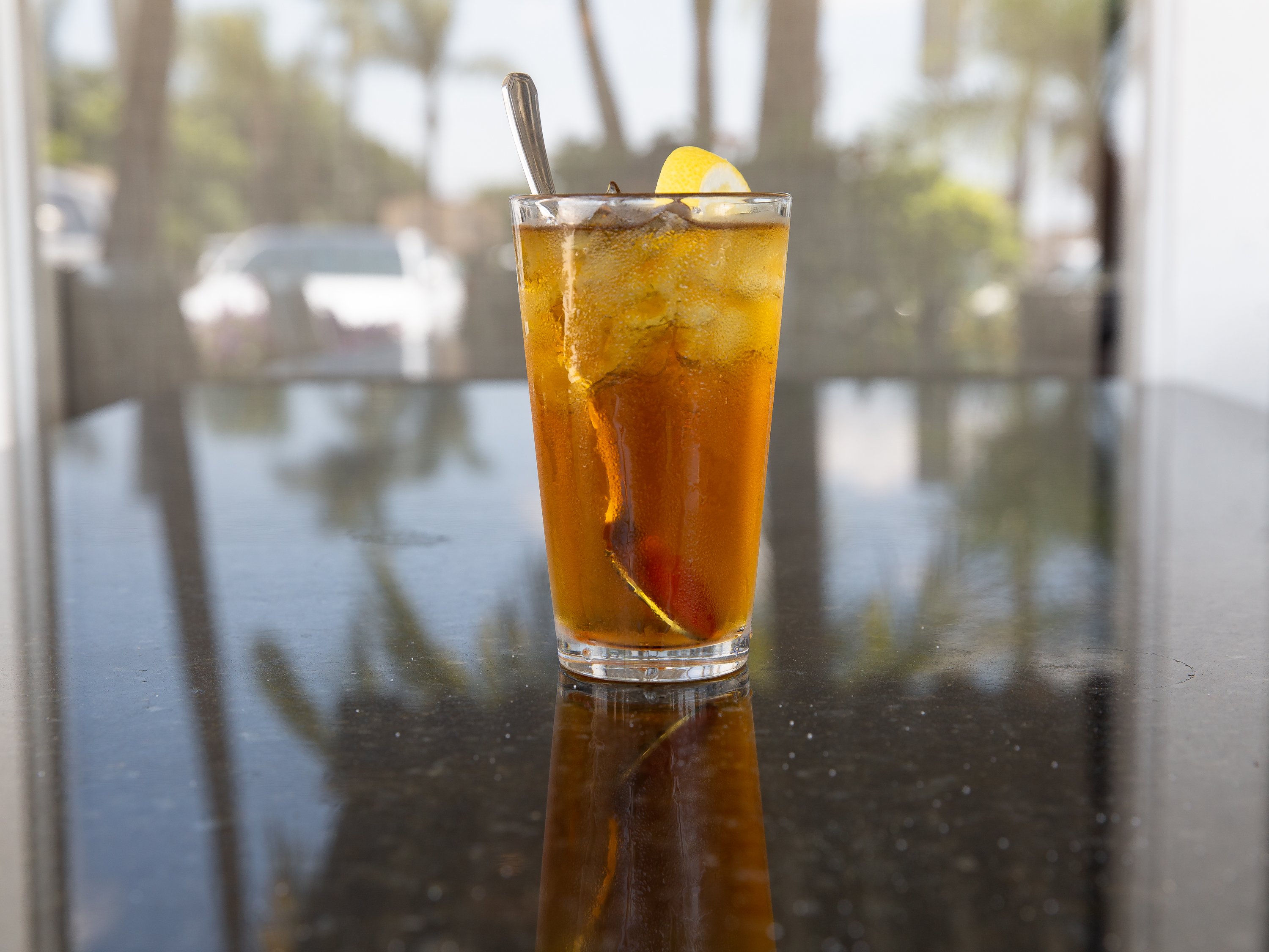 Order Freshly Brewed Iced Tea (Harney & Sons) food online from Uncle Pete Cafe store, Westminster on bringmethat.com