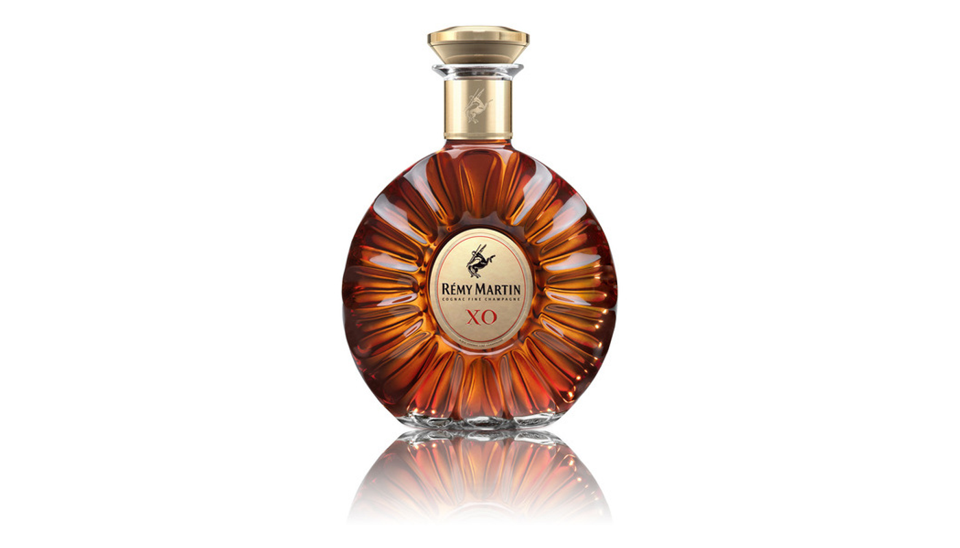 Order Remy Martin XO Excellence Cognac 750mL food online from Circus Liquor store, Los Angeles on bringmethat.com