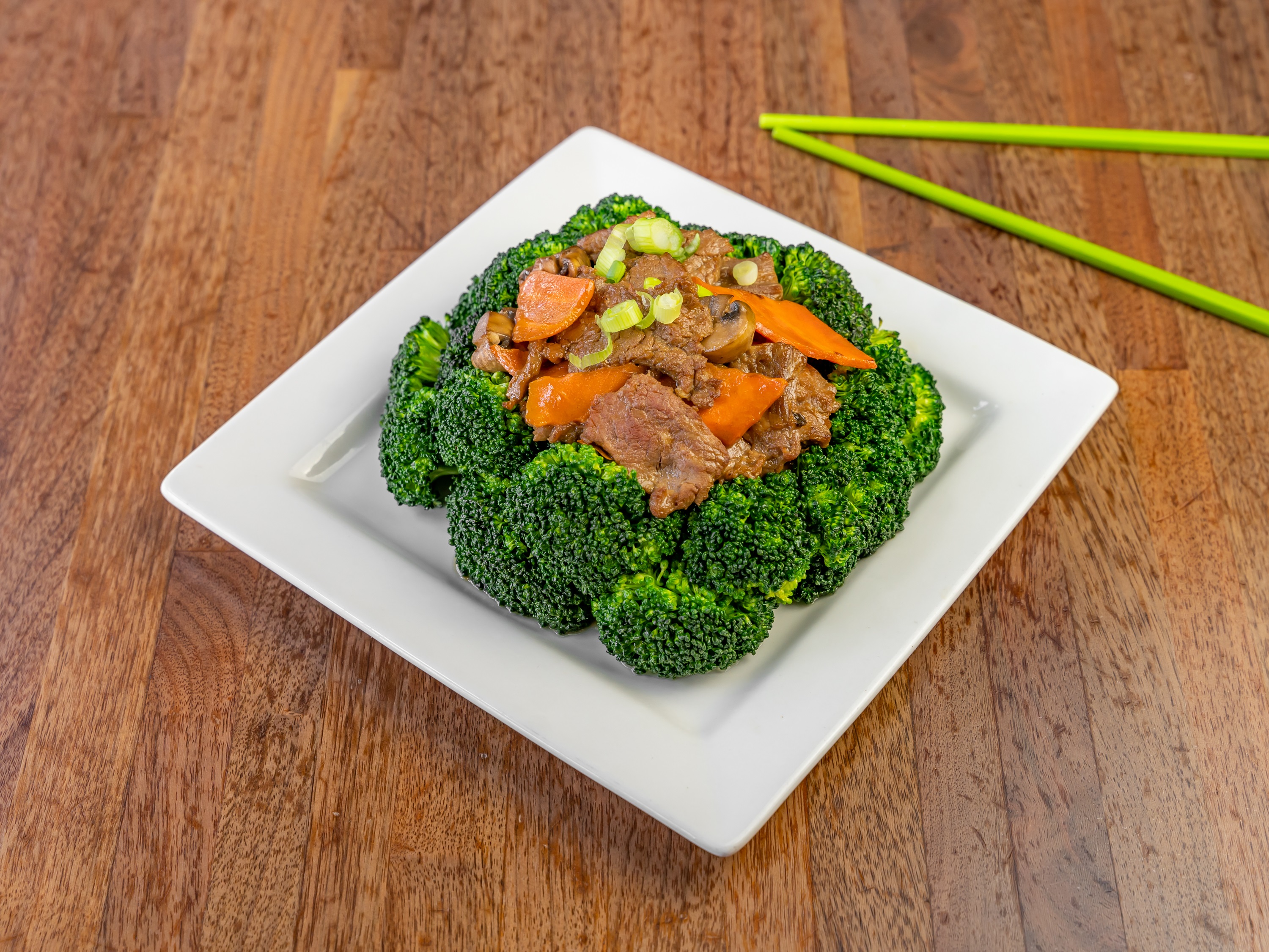 Order Beef Broccoli food online from Jo Jo's Cafe store, San Francisco on bringmethat.com