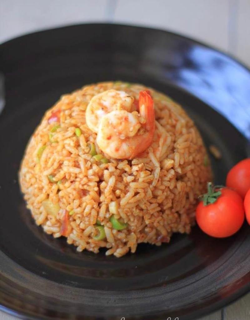 Order 42. Tom Yum Fried Rice food online from Thai V Express store, New York on bringmethat.com