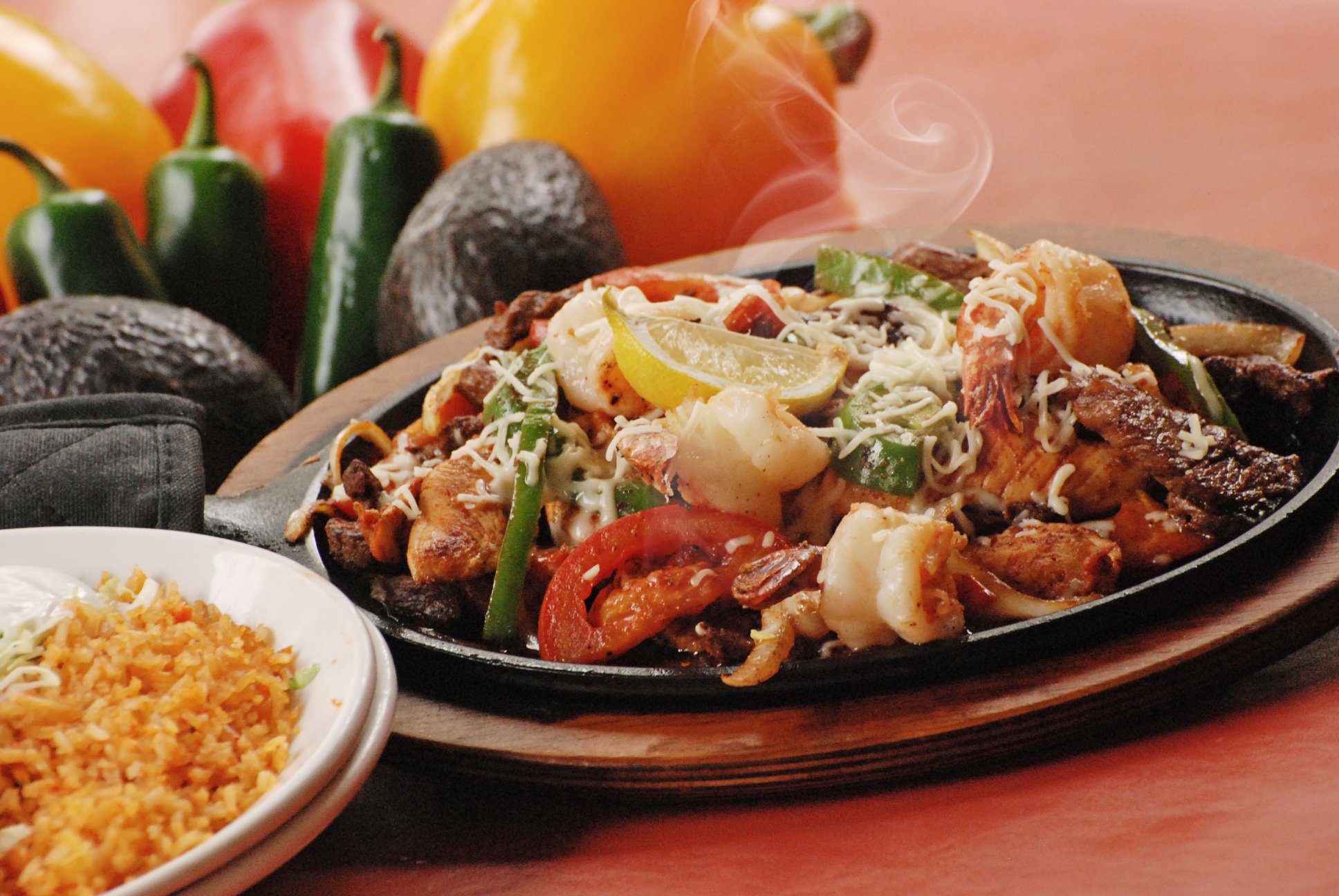 Order Jumbo Butterfly Shrimp Fajitas food online from Cabo's Mexican Cuisine and Cantina store, Charlotte on bringmethat.com