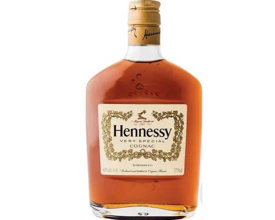 Order Hennessy VS, 375mL cognac (40.0% ABV) food online from VALU DISCOUNT LIQUOR #1 store, Houston on bringmethat.com