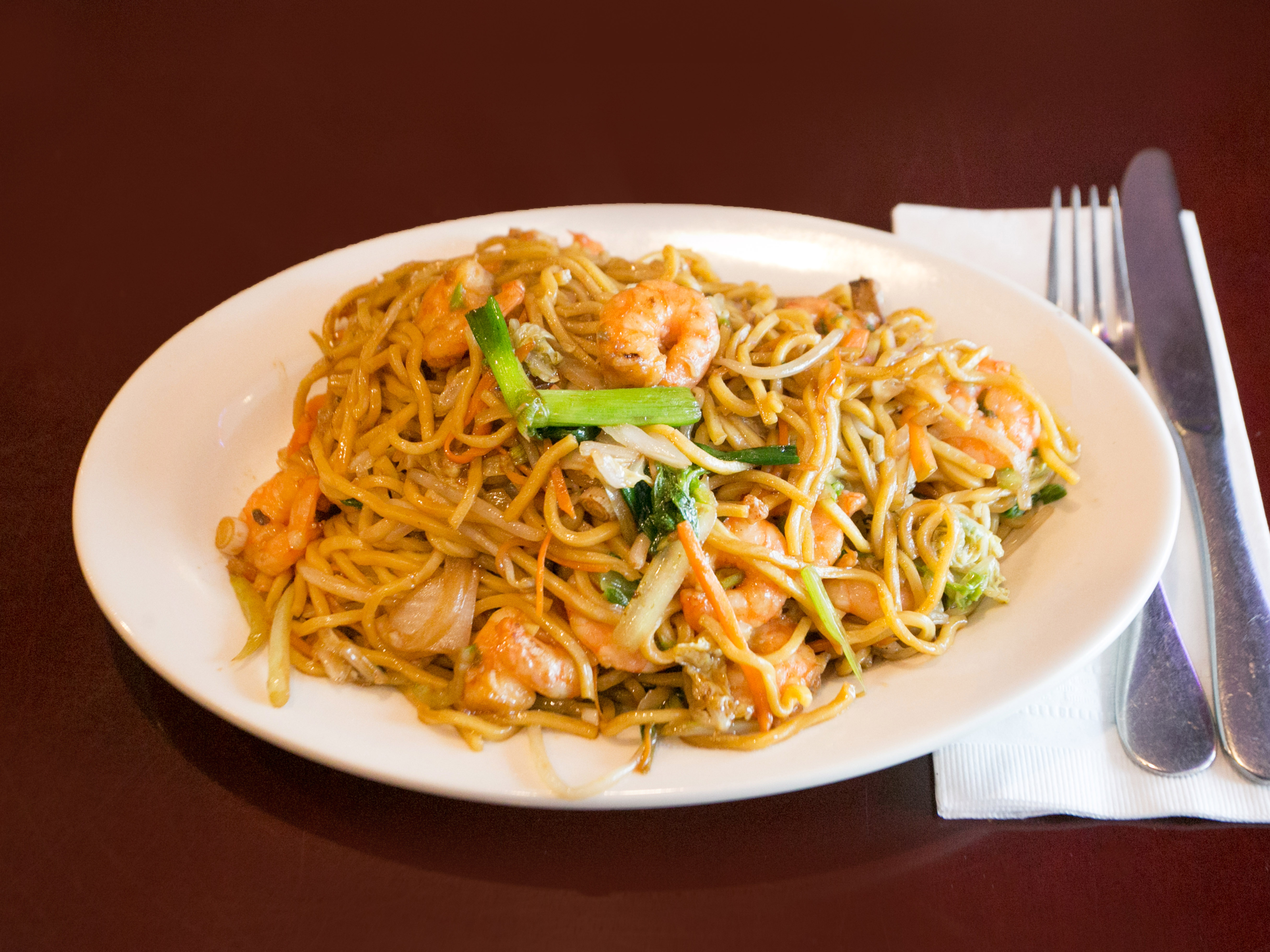 Order 27. Shrimp Lo Mein food online from Ginger Root Japanese & Chinese store, East Hartford on bringmethat.com